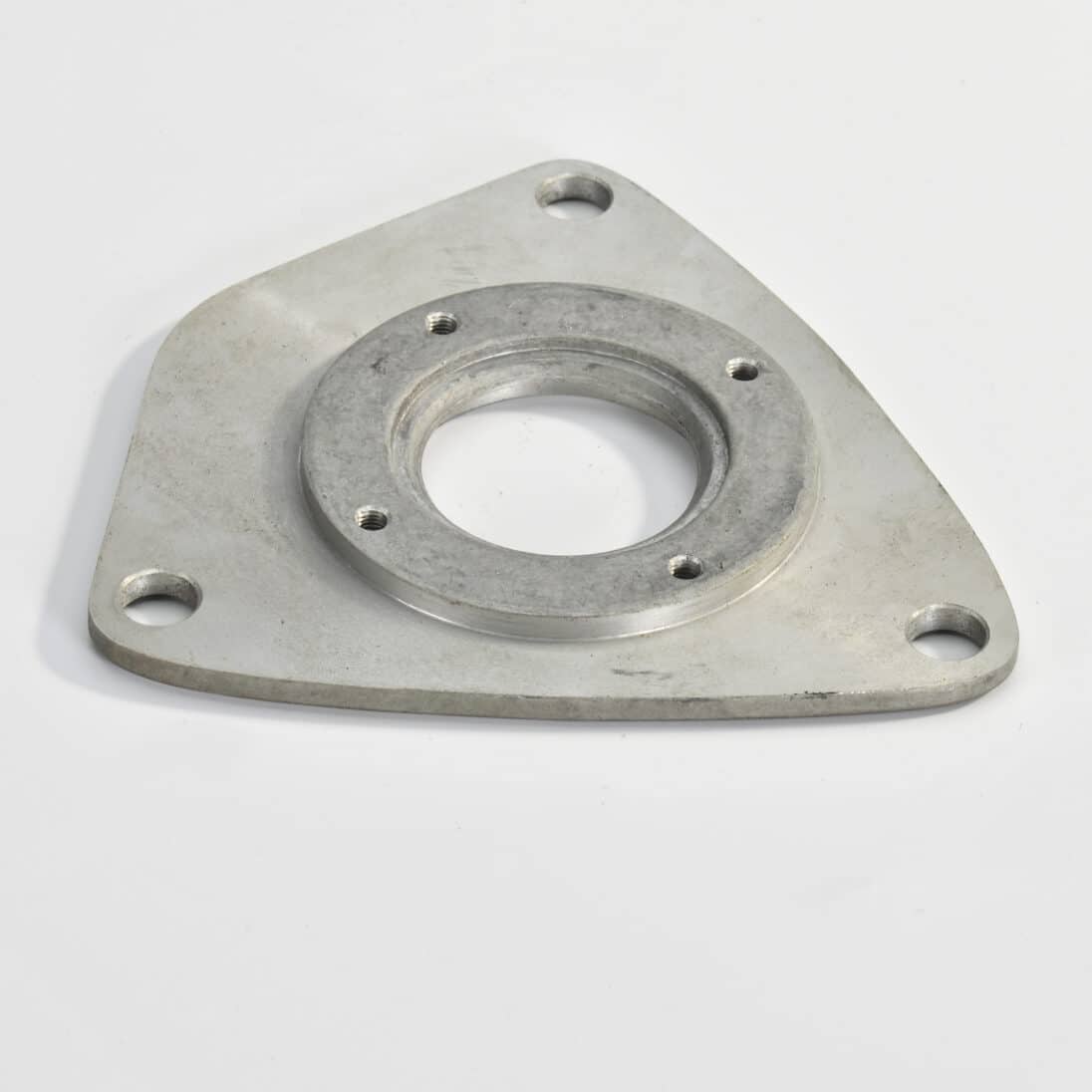 MOUNTING PLATE WATER PUMP - 7902002808