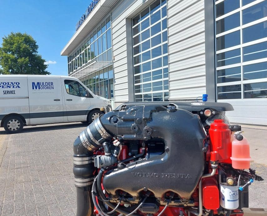 Volvo Penta V8-300; Krachtige V8 benzine motor voor de watersport